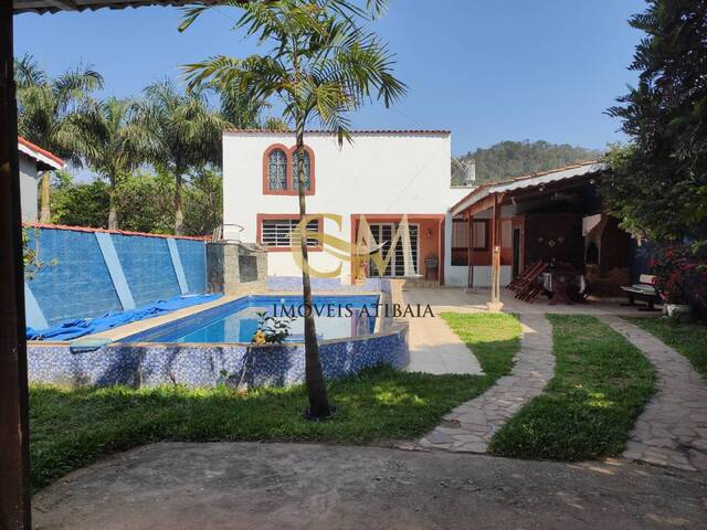 Casa para Venda em Atibaia - 2