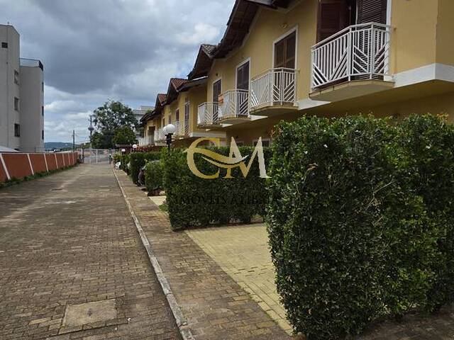 #1734 - Casa para Venda em Atibaia - SP