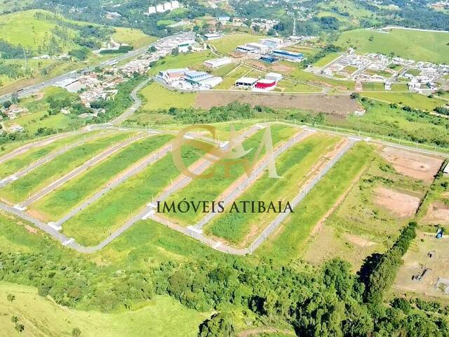 Venda em Loteamento Parque Residencial Serras de Atibaia II - Atibaia