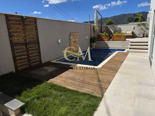 #1830 - Casa para Venda em Atibaia - SP