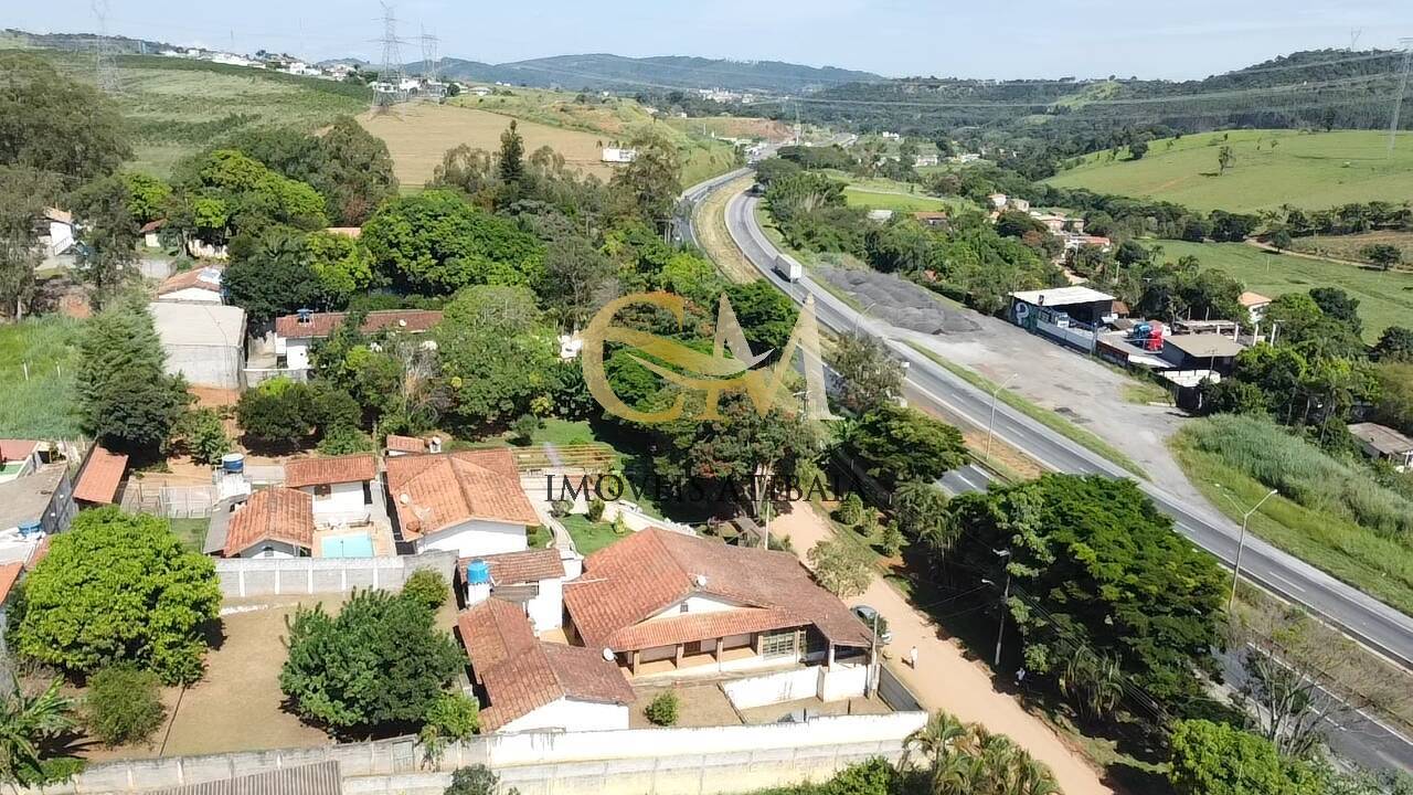Casa, 5 quartos, 353 m² - Foto 1