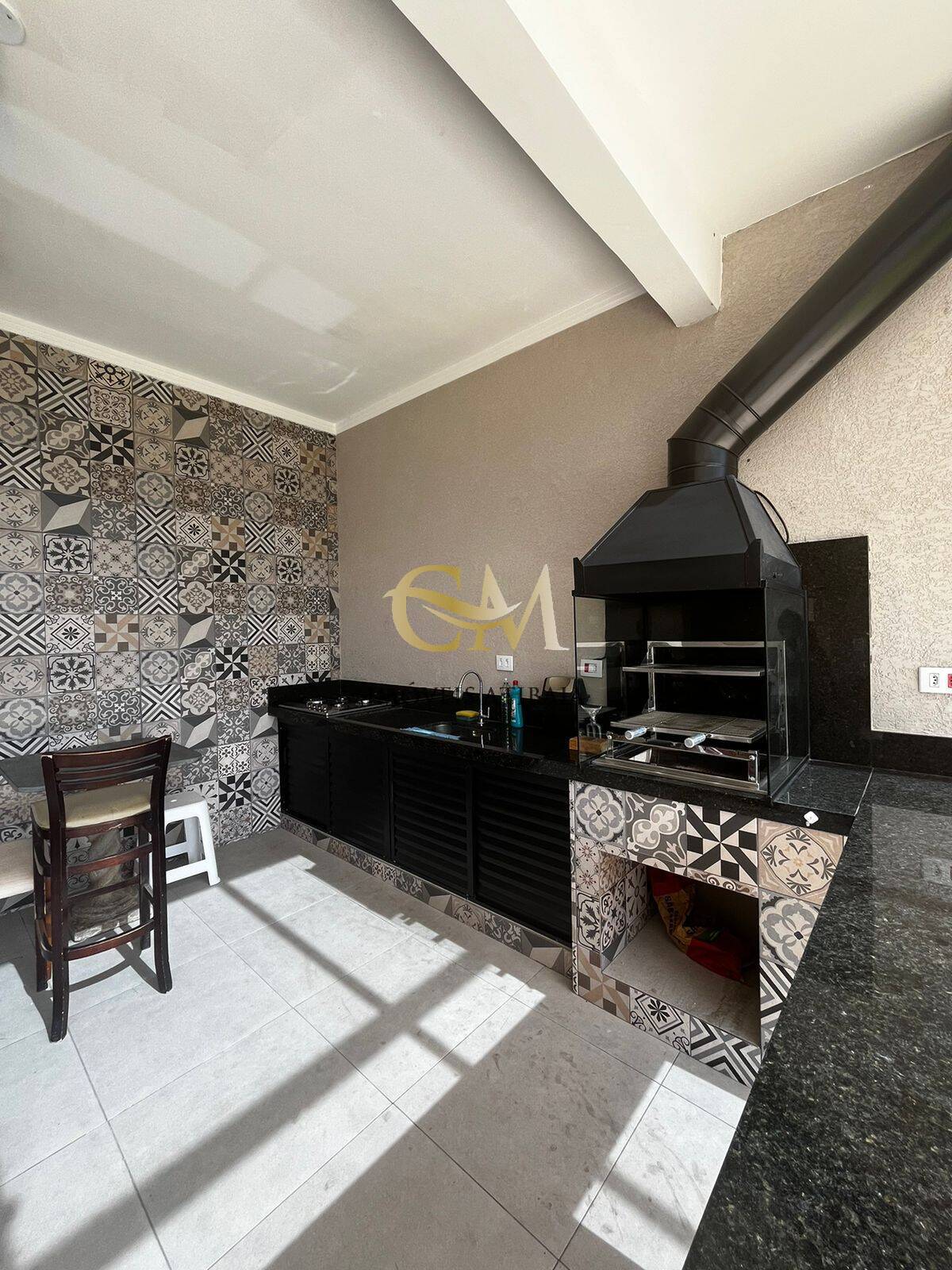 Casa, 3 quartos, 227 m² - Foto 1