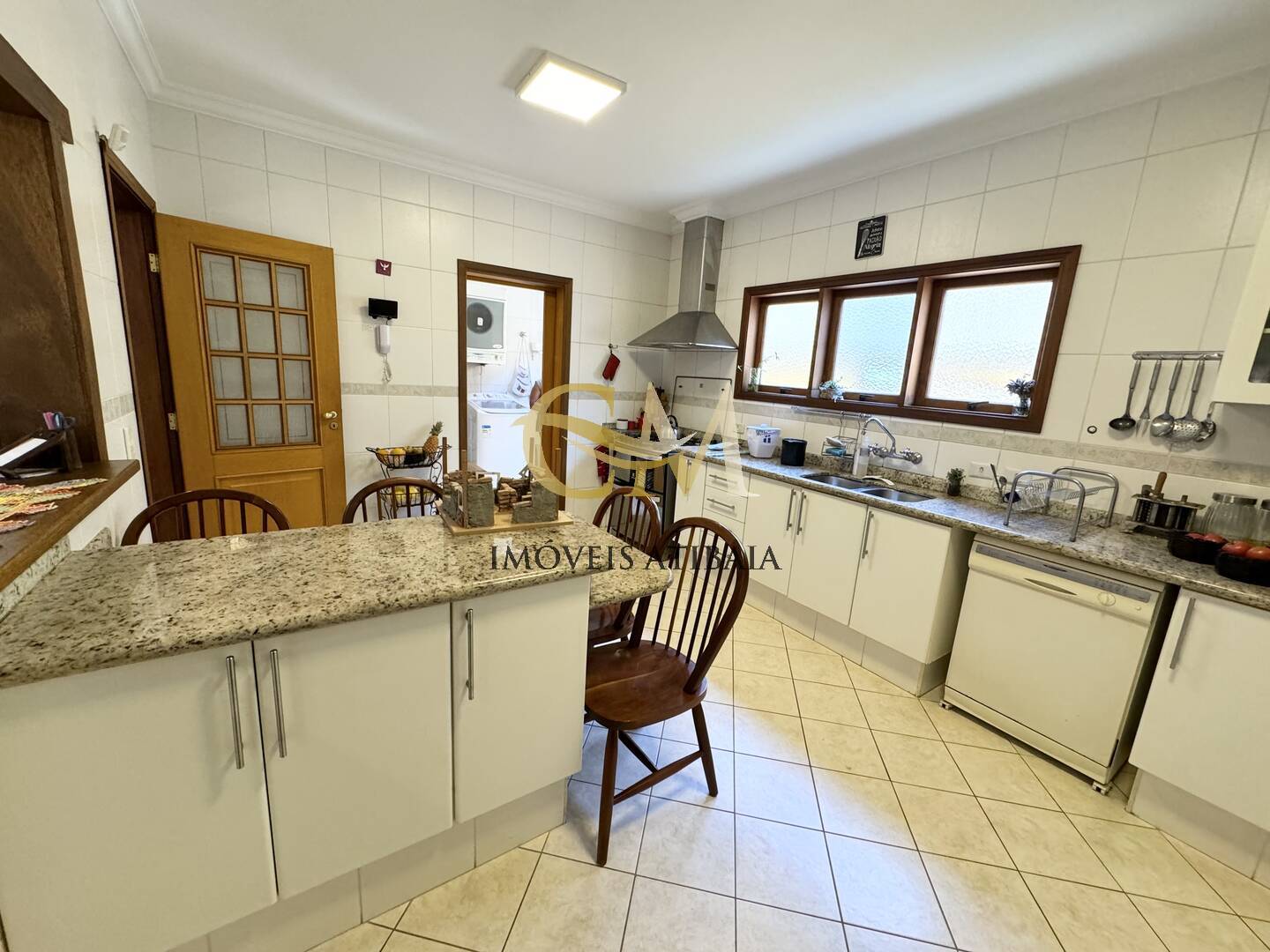 Casa, 3 quartos, 300 m² - Foto 11