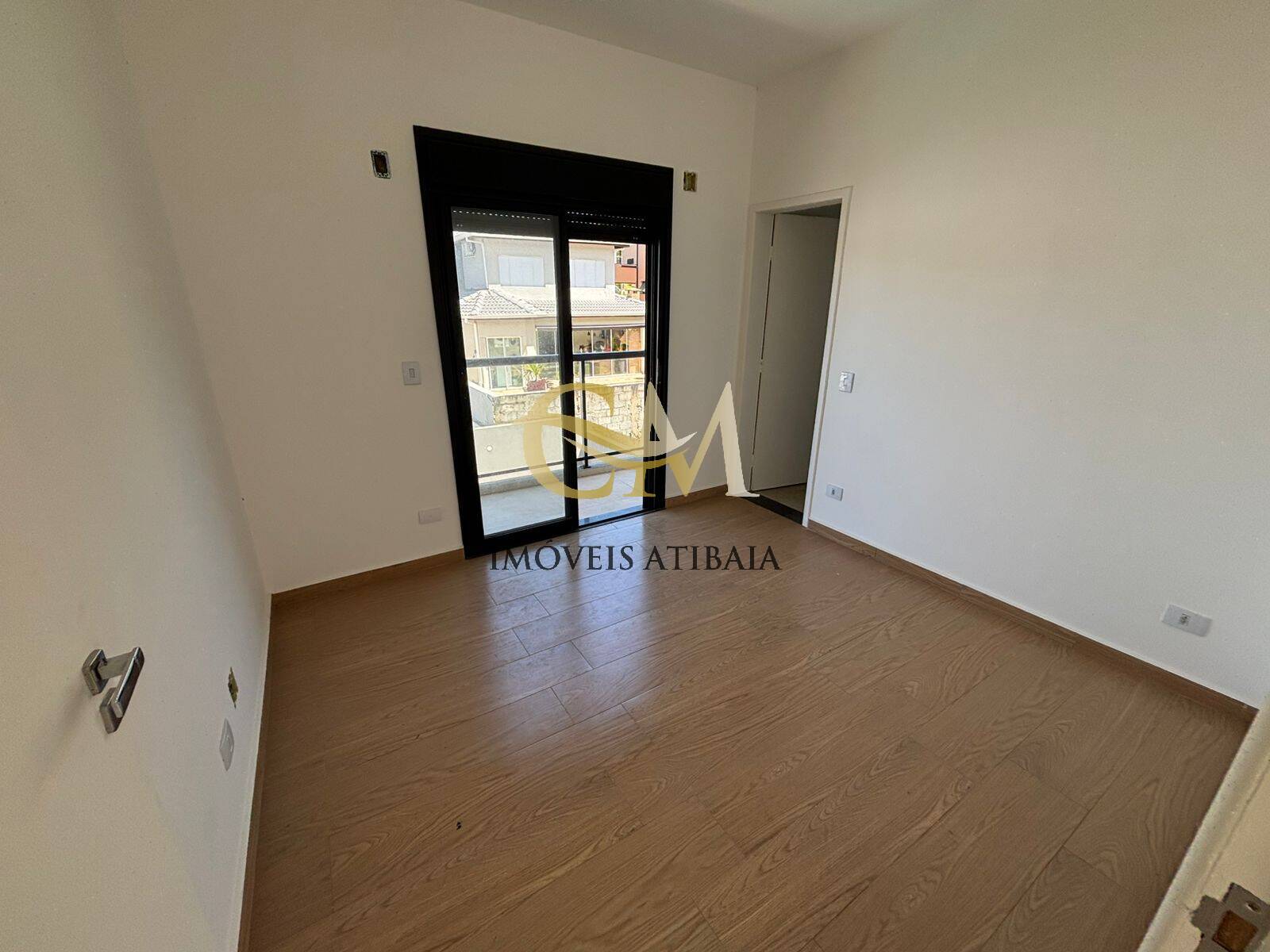 Casa à venda com 3 quartos, 300m² - Foto 12