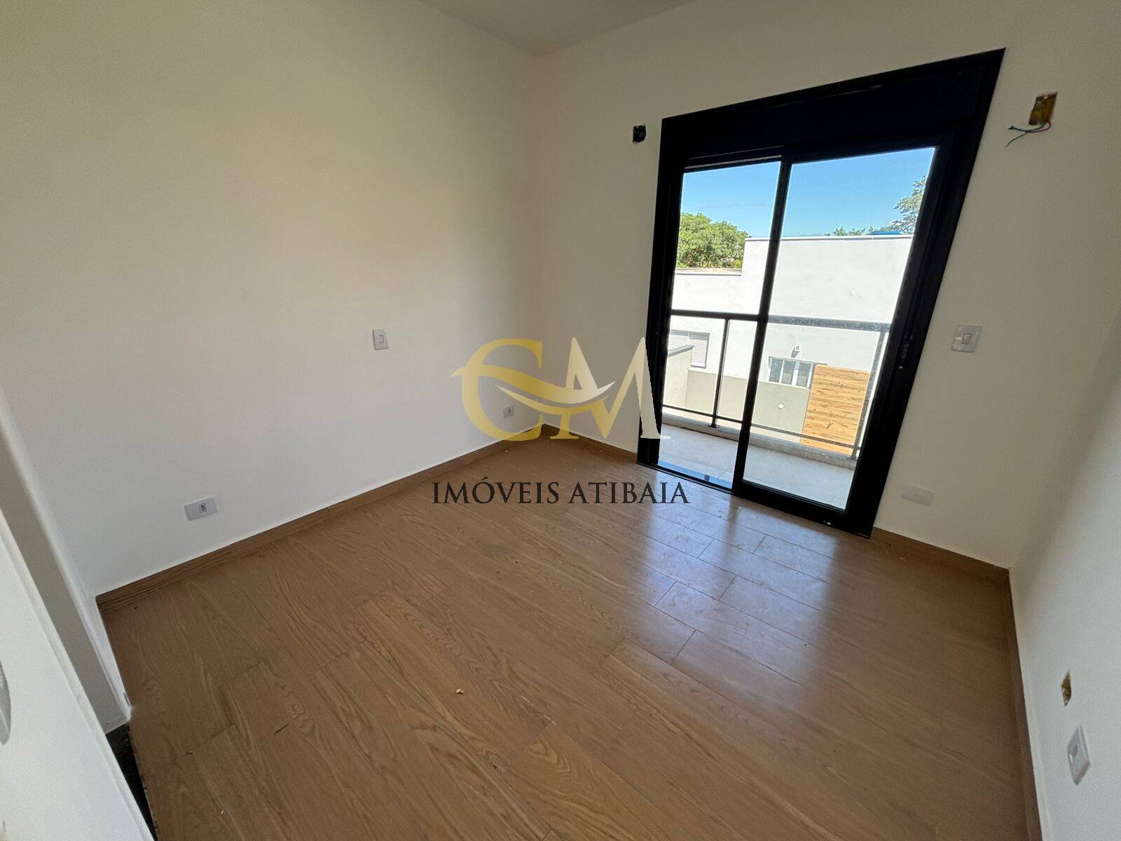 Casa à venda com 3 quartos, 300m² - Foto 17