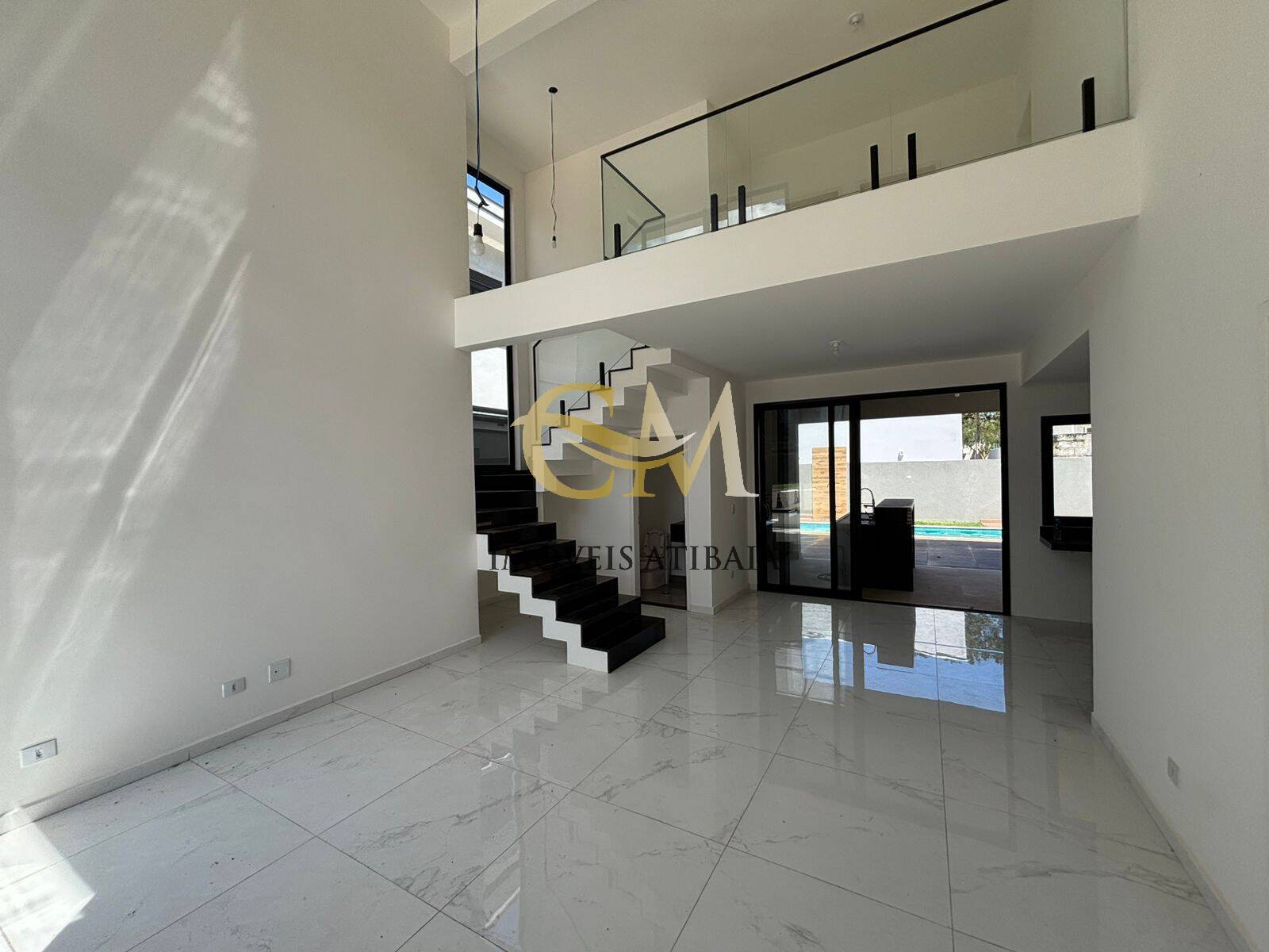 Casa à venda com 3 quartos, 300m² - Foto 5