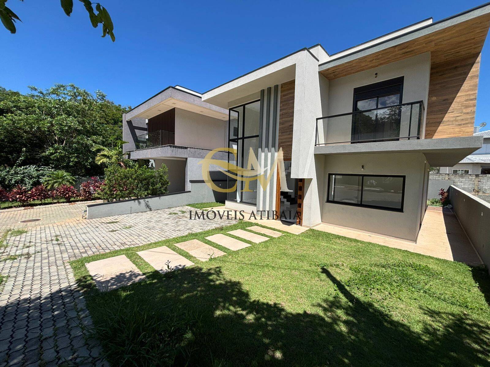 Casa à venda com 3 quartos, 300m² - Foto 3