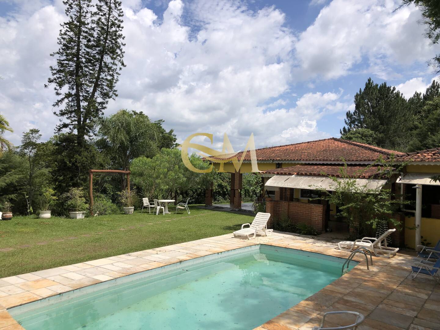 Casa, 3 quartos, 343 m² - Foto 1
