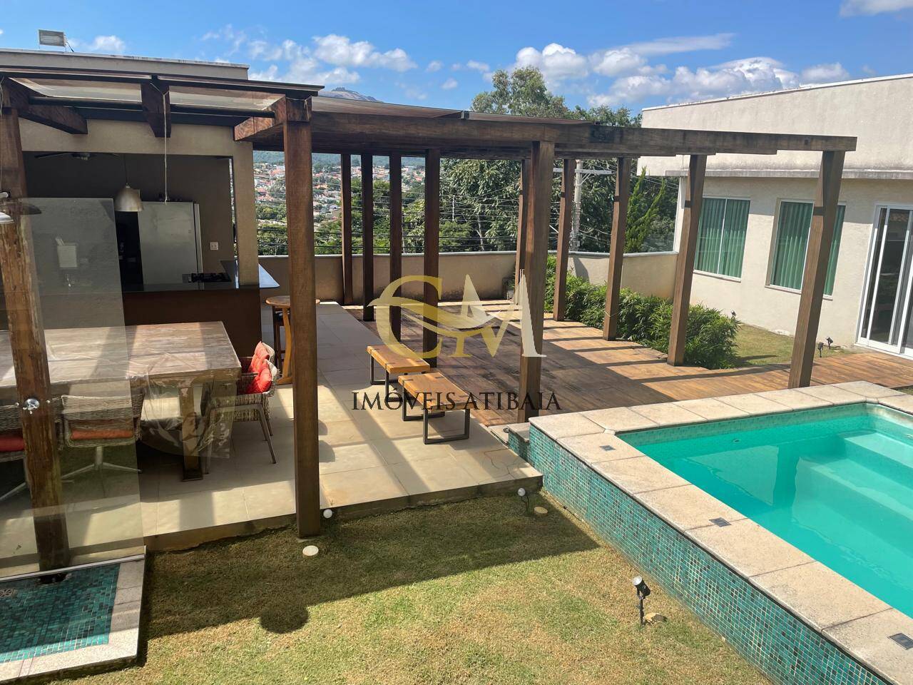 Casa, 3 quartos, 291 m² - Foto 1