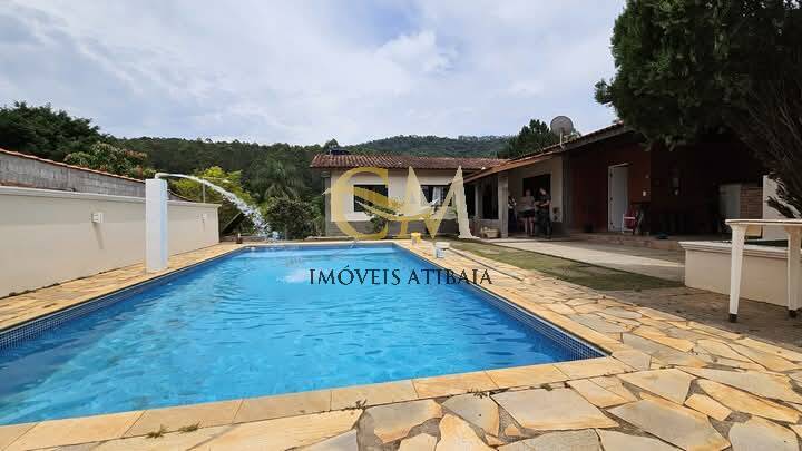 Casa à venda com 2 quartos, 3000m² - Foto 2