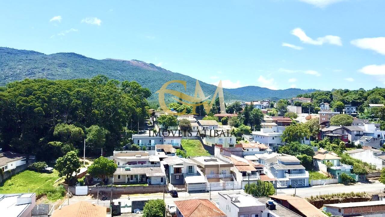 Casa à venda com 2 quartos, 254m² - Foto 2