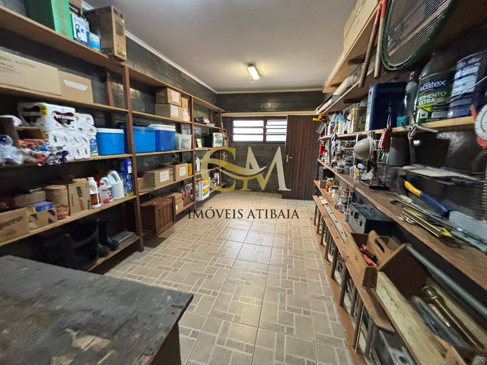 Casa para alugar com 5 quartos, 327m² - Foto 37