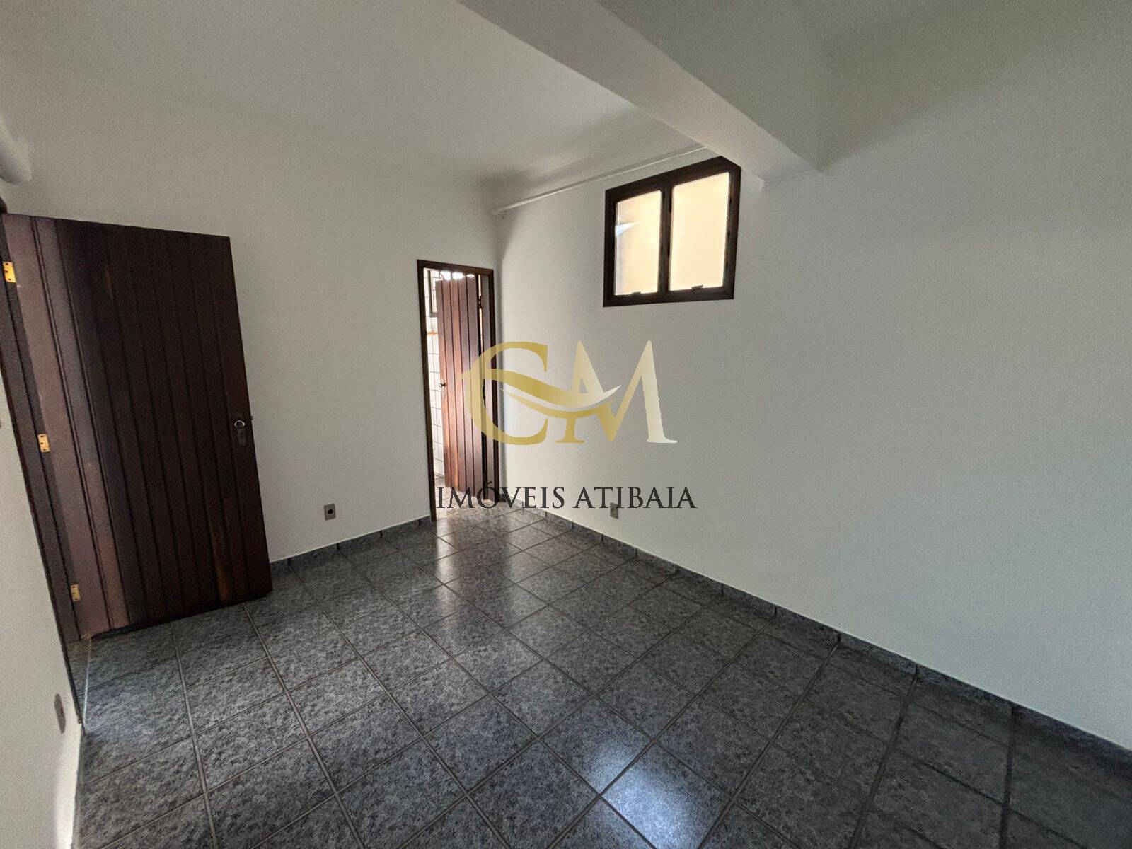Casa para alugar com 5 quartos, 327m² - Foto 33
