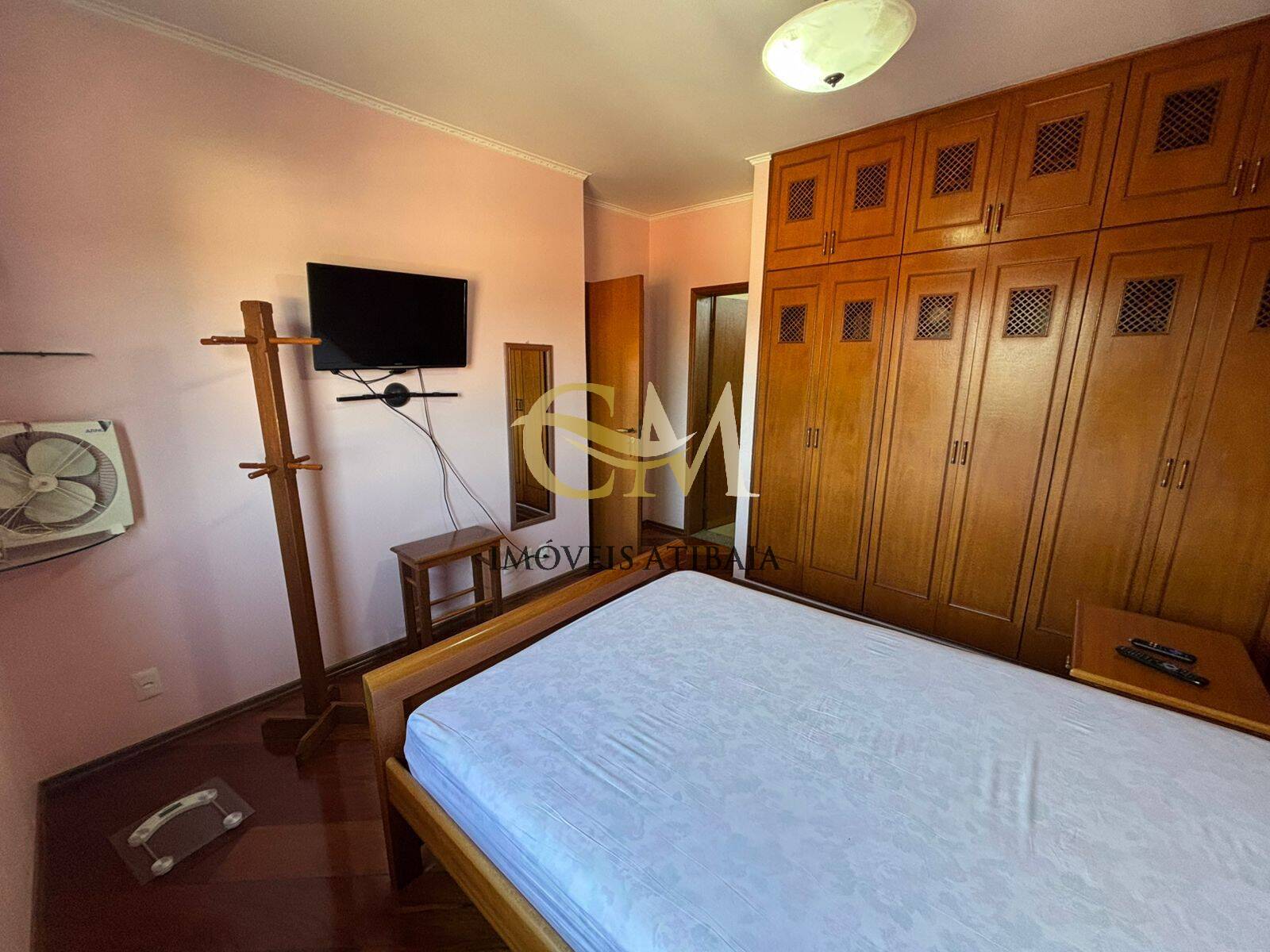 Casa para alugar com 5 quartos, 327m² - Foto 23