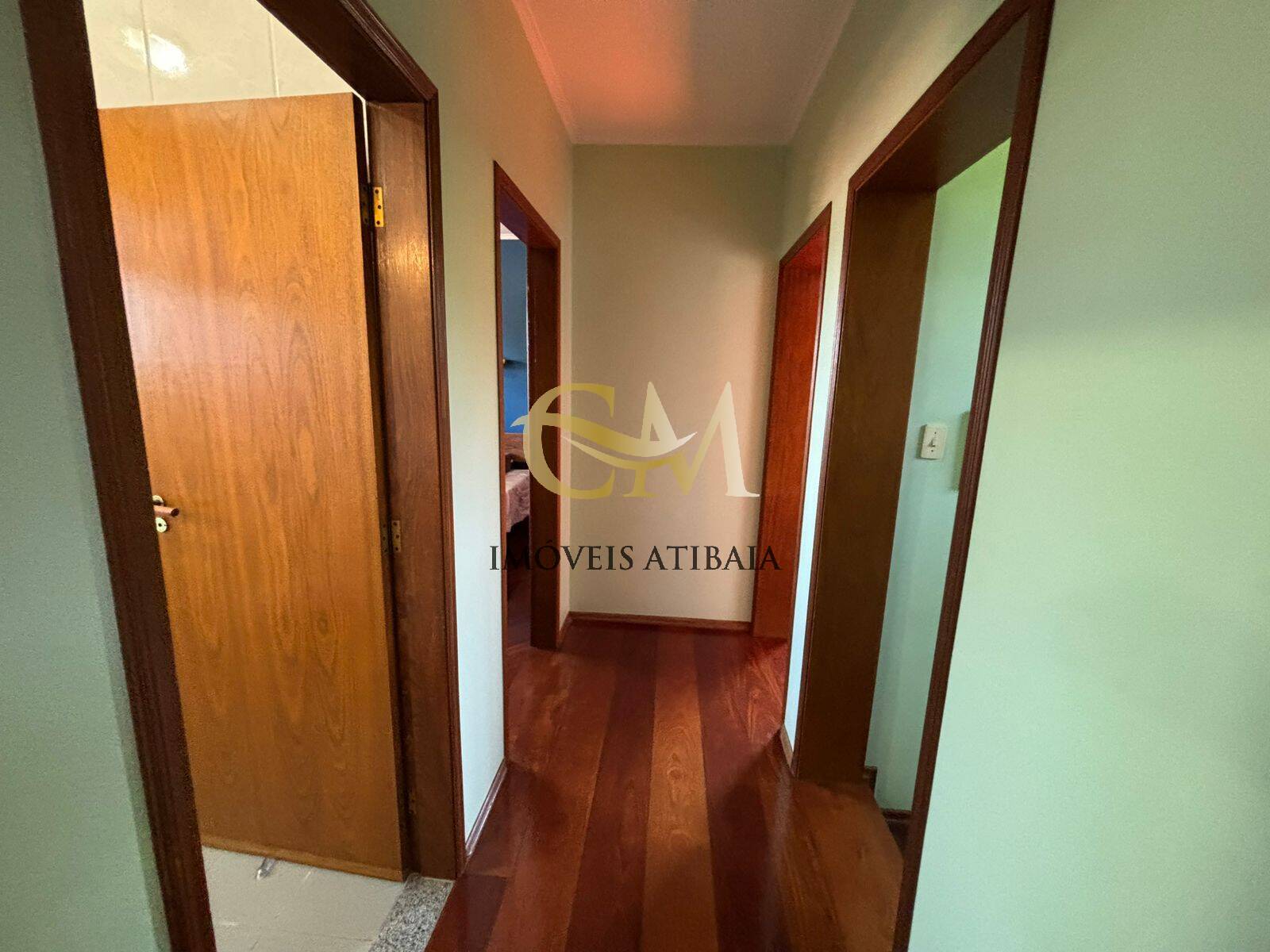 Casa para alugar com 5 quartos, 327m² - Foto 25