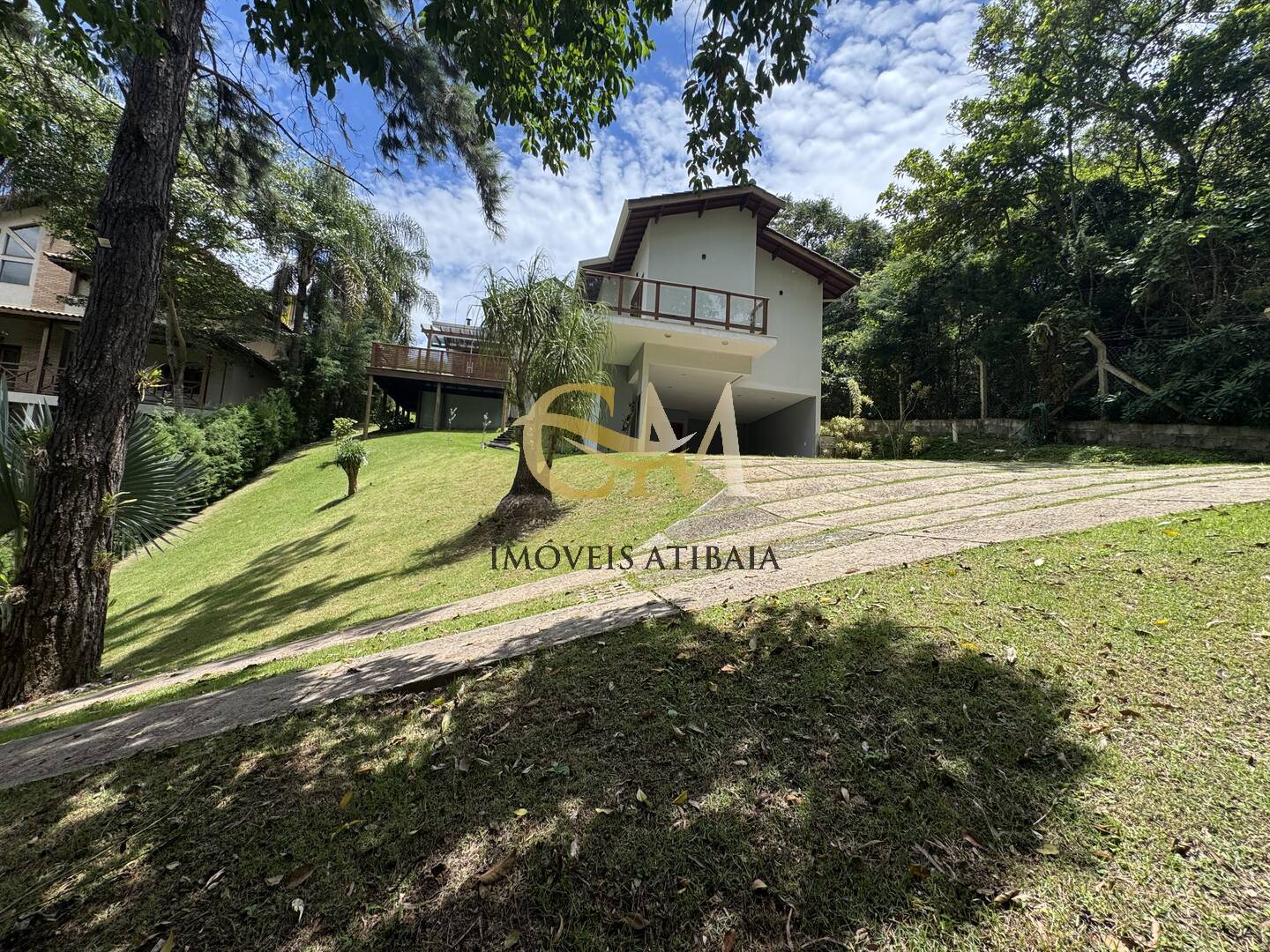 Casa de Condomínio para alugar com 3 quartos, 233m² - Foto 7
