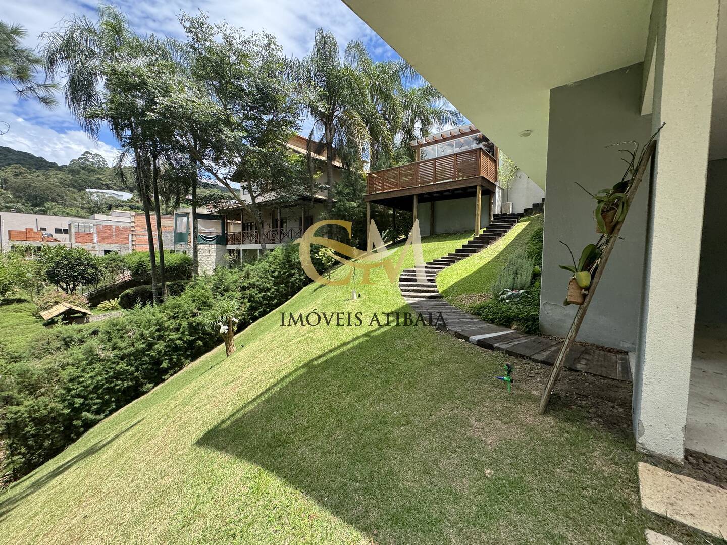 Casa de Condomínio para alugar com 3 quartos, 233m² - Foto 8