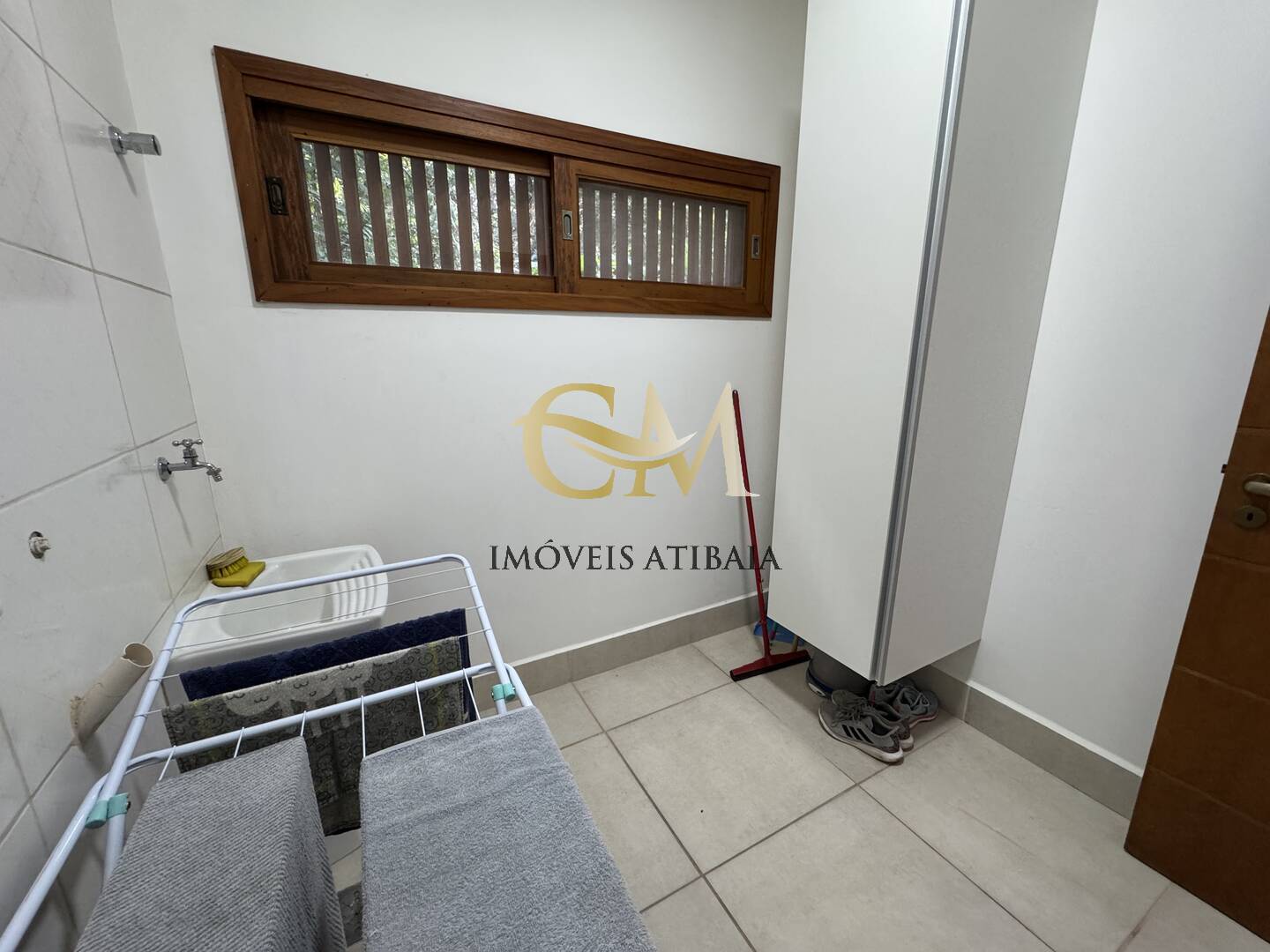 Casa de Condomínio para alugar com 3 quartos, 233m² - Foto 24