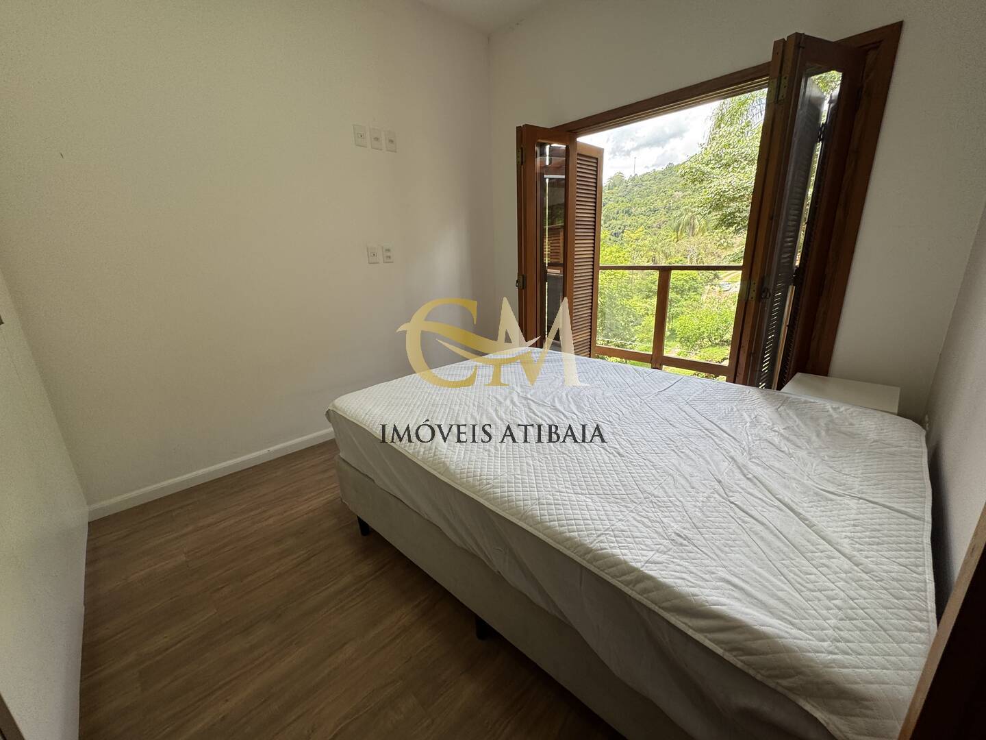 Casa de Condomínio para alugar com 3 quartos, 233m² - Foto 28