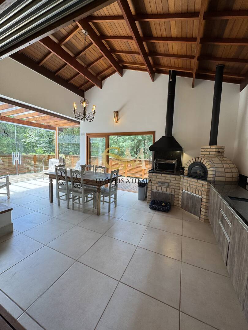 Casa de Condomínio para alugar com 3 quartos, 233m² - Foto 13