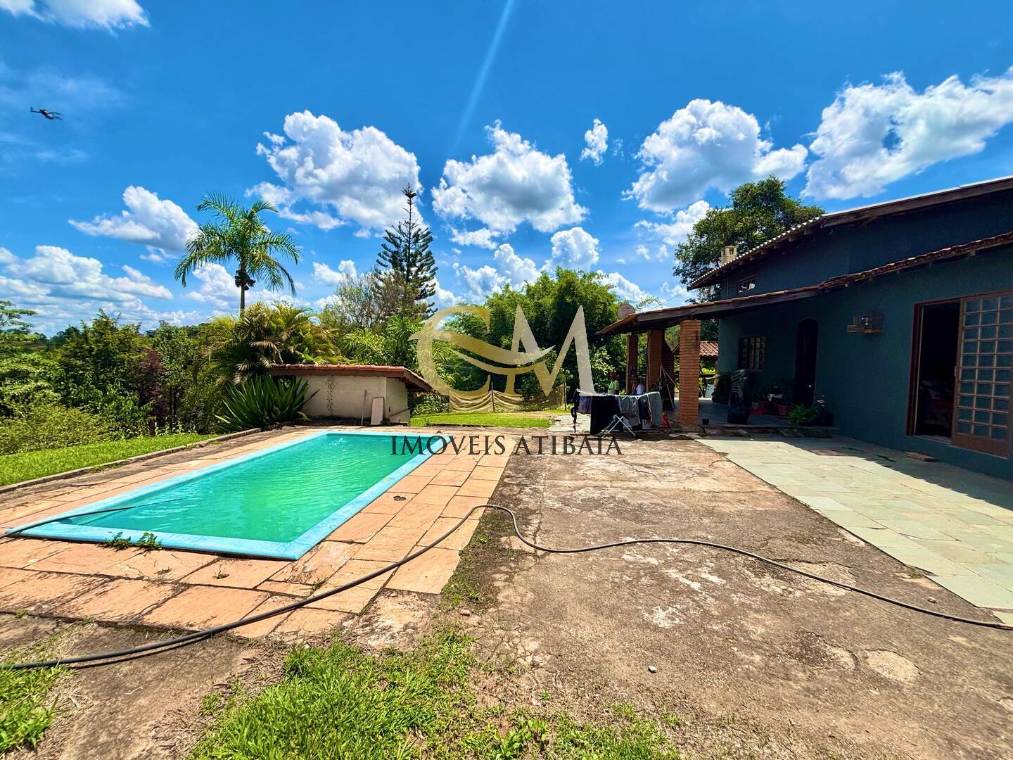 Casa, 3 quartos, 1745 m² - Foto 1