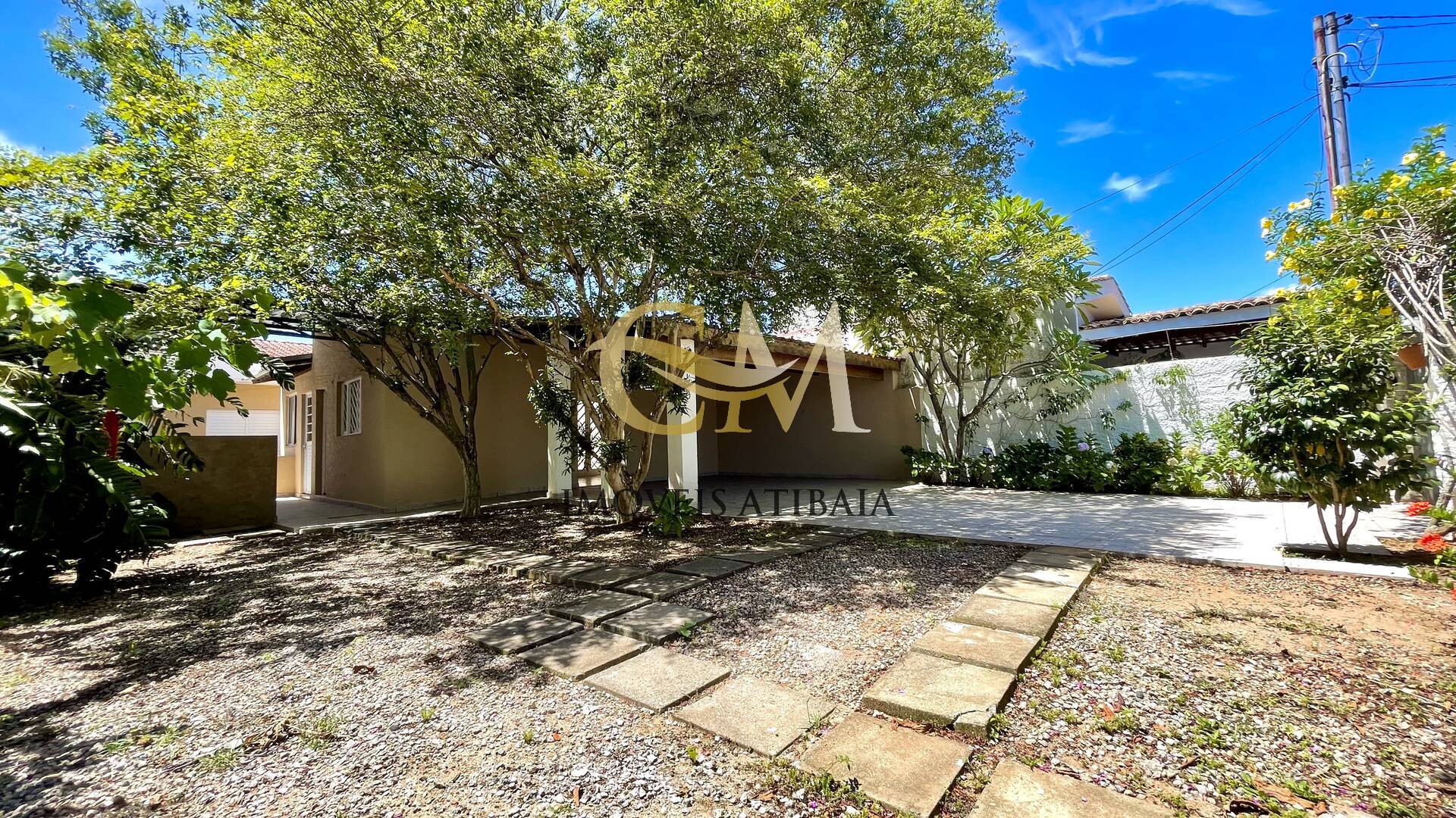 Casa à venda com 3 quartos, 172m² - Foto 2