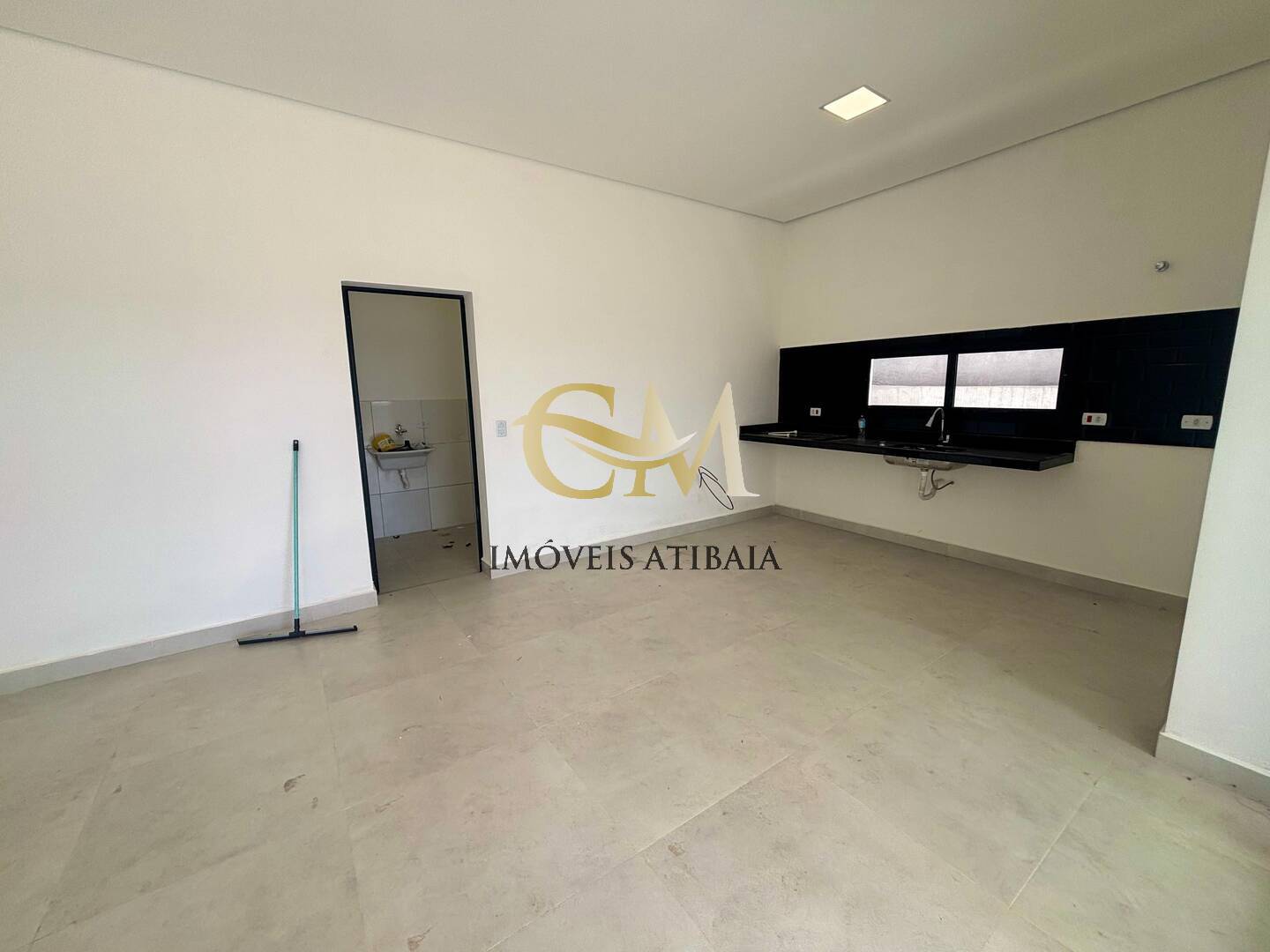 Casa à venda e aluguel com 3 quartos, 415m² - Foto 27