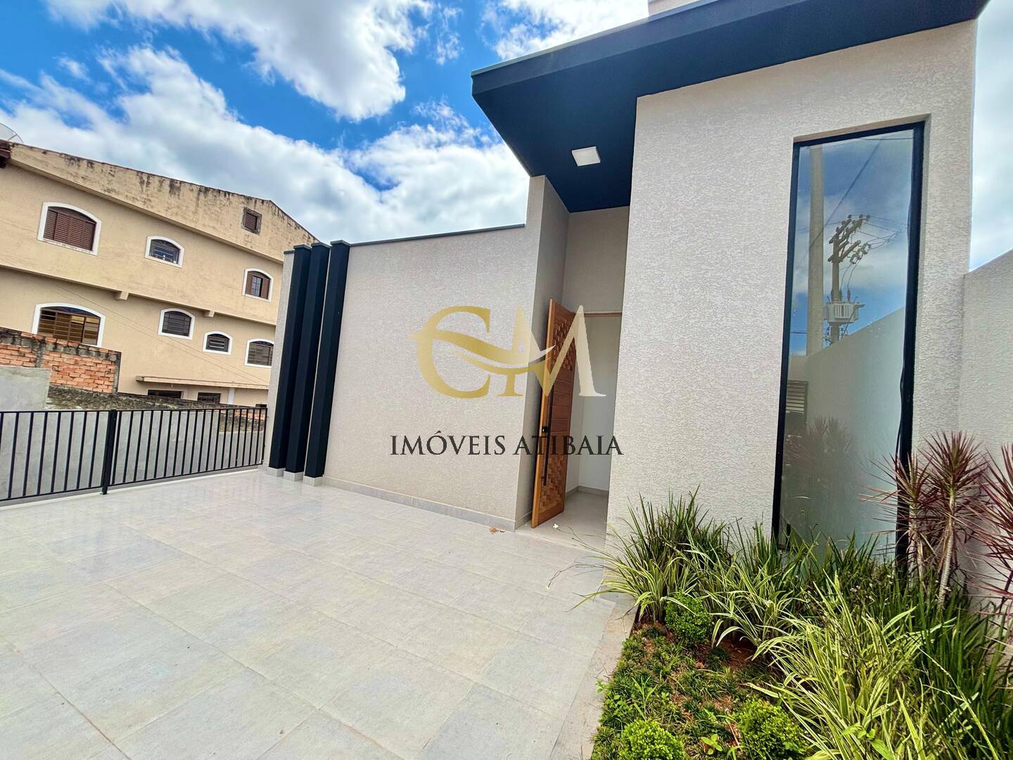 Casa à venda e aluguel com 3 quartos, 415m² - Foto 2