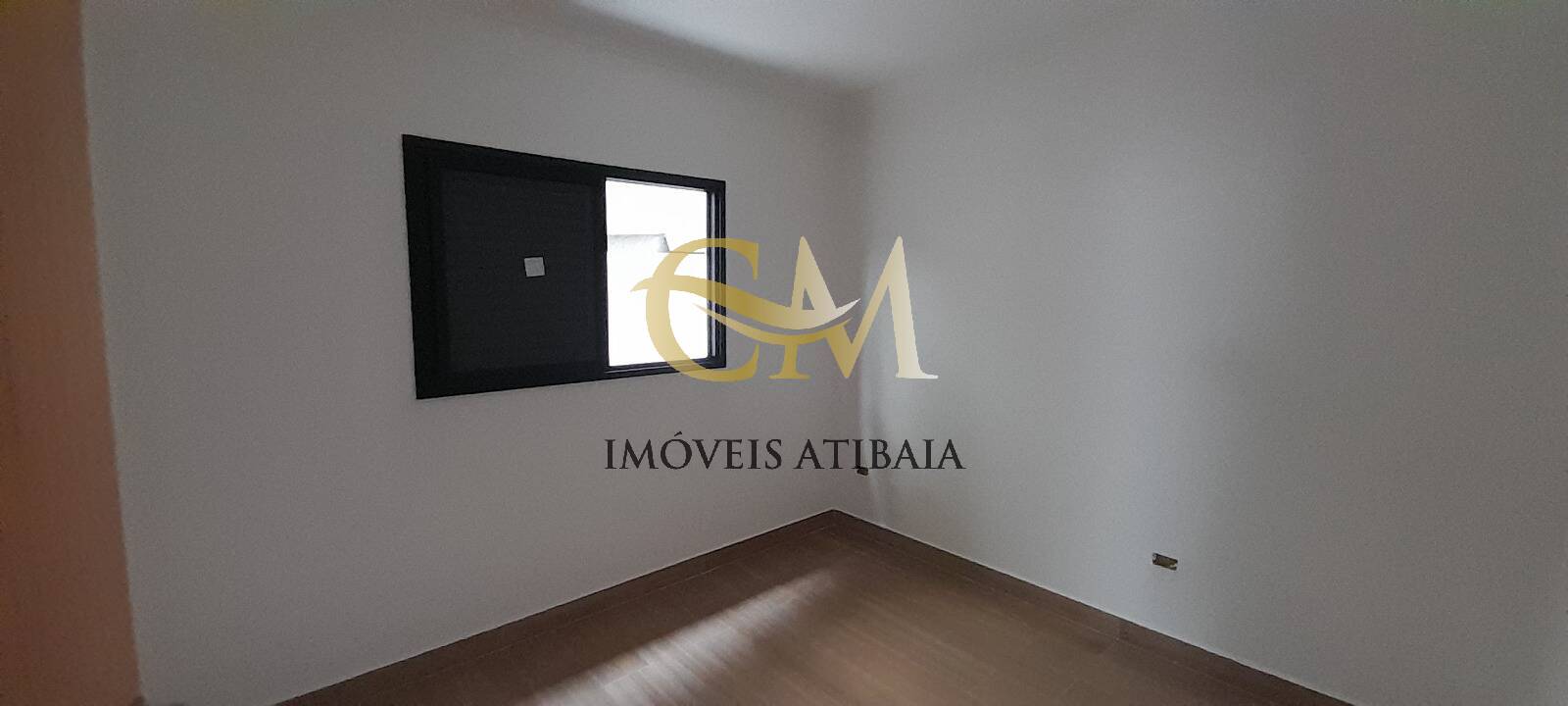 Casa à venda com 3 quartos, 176m² - Foto 4