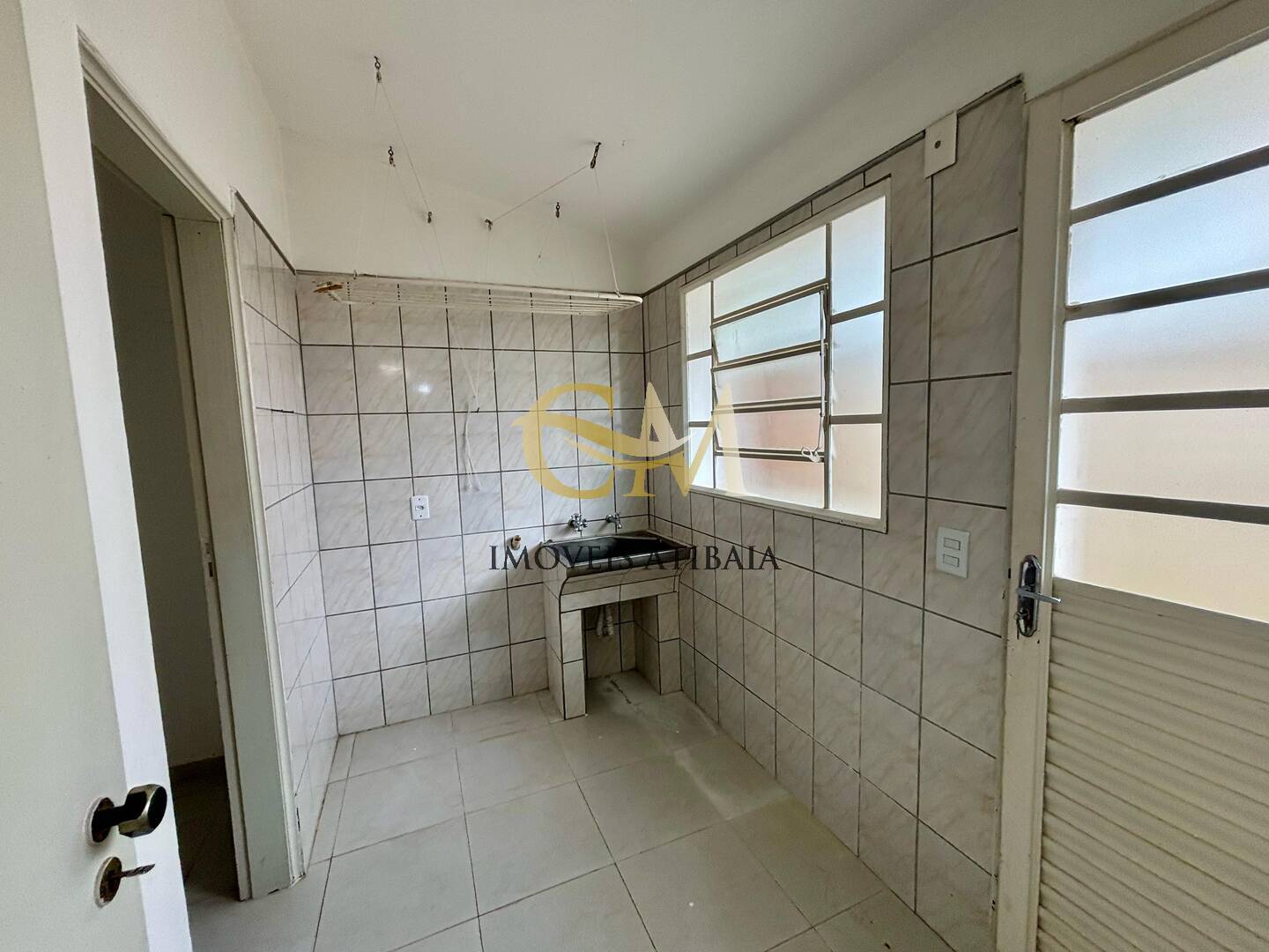 Casa à venda com 3 quartos, 342m² - Foto 11