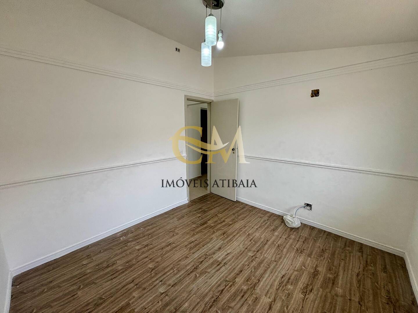 Casa à venda com 3 quartos, 342m² - Foto 16