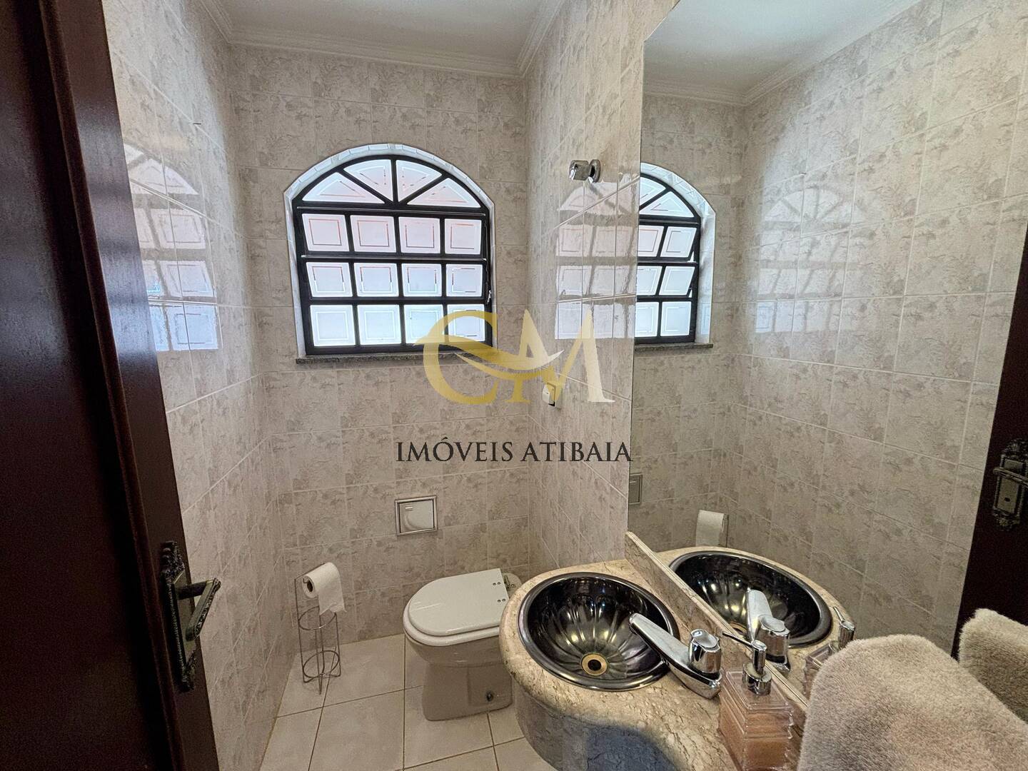 Casa à venda com 3 quartos, 520m² - Foto 27