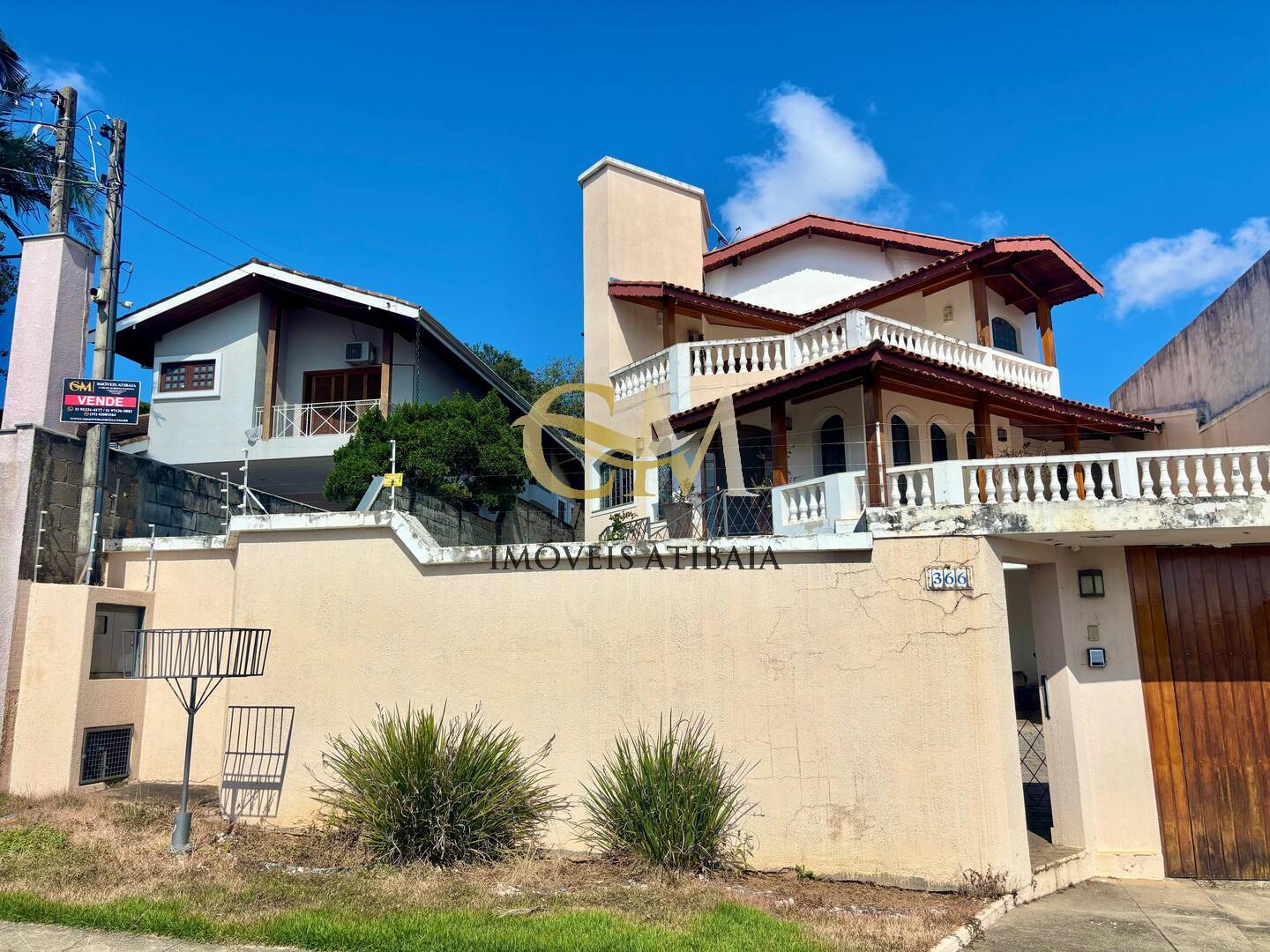 Casa à venda com 3 quartos, 520m² - Foto 1