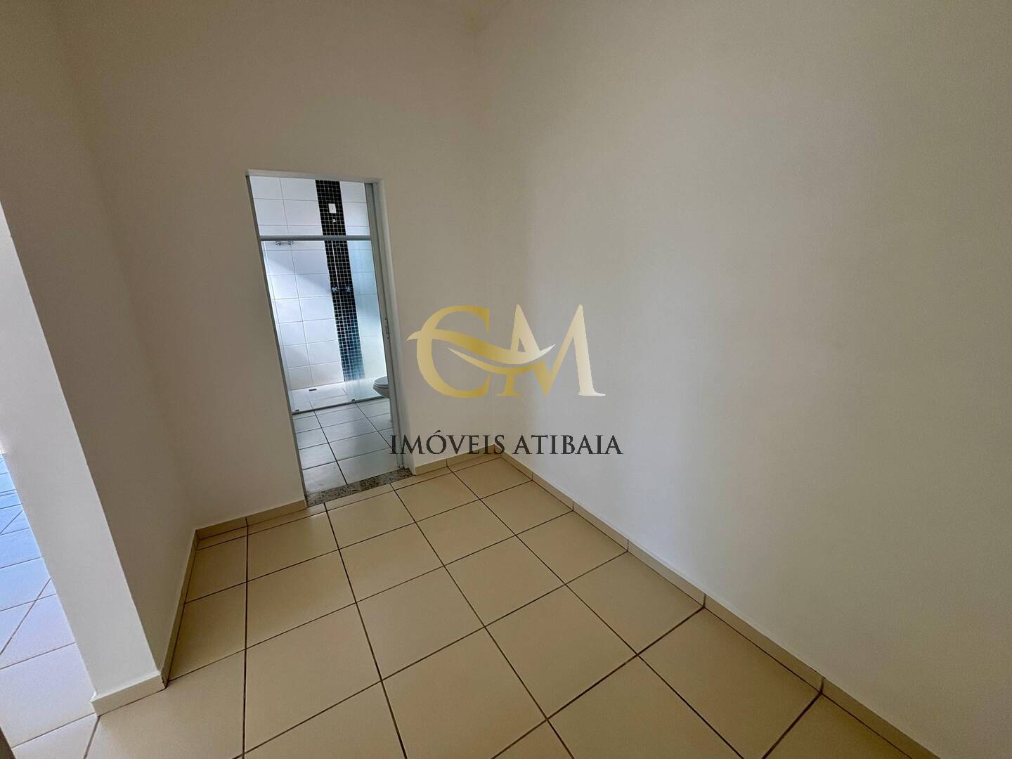 Casa para alugar com 3 quartos, 600m² - Foto 26