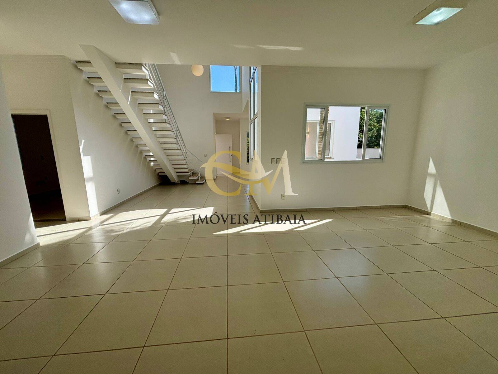 Casa para alugar com 3 quartos, 600m² - Foto 37