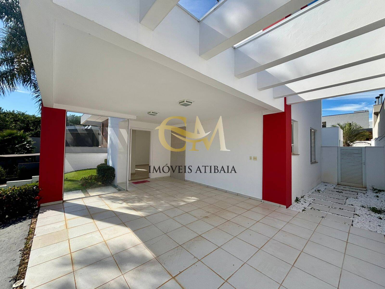 Casa para alugar com 3 quartos, 600m² - Foto 11