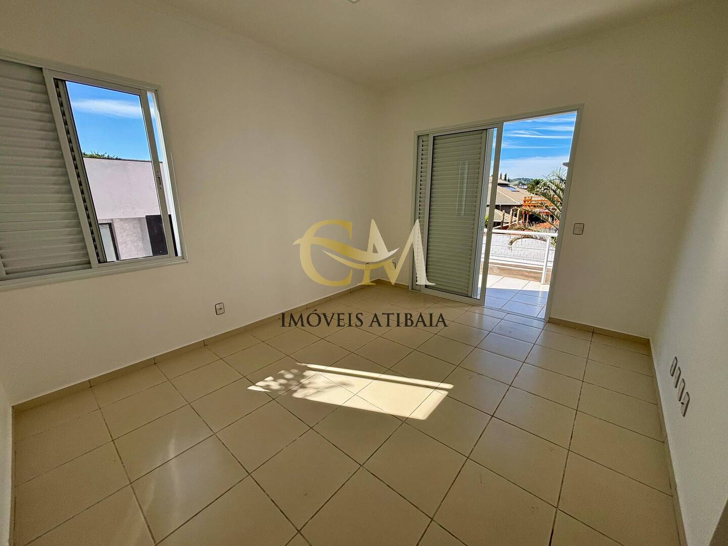Casa para alugar com 3 quartos, 600m² - Foto 28