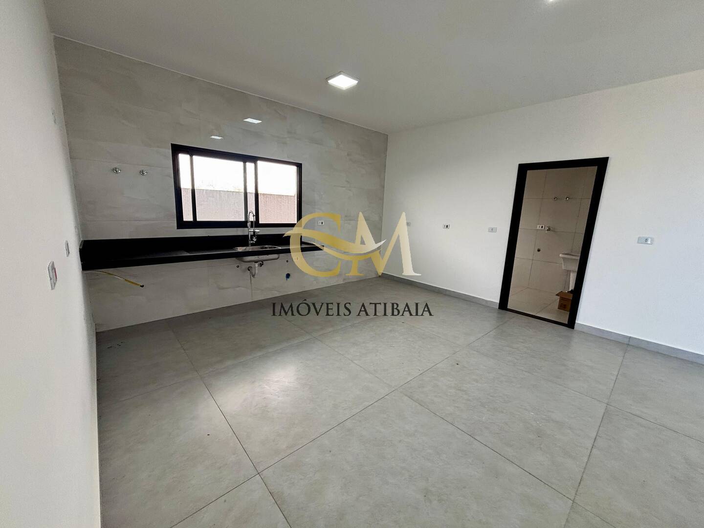 Casa à venda com 4 quartos, 600m² - Foto 31
