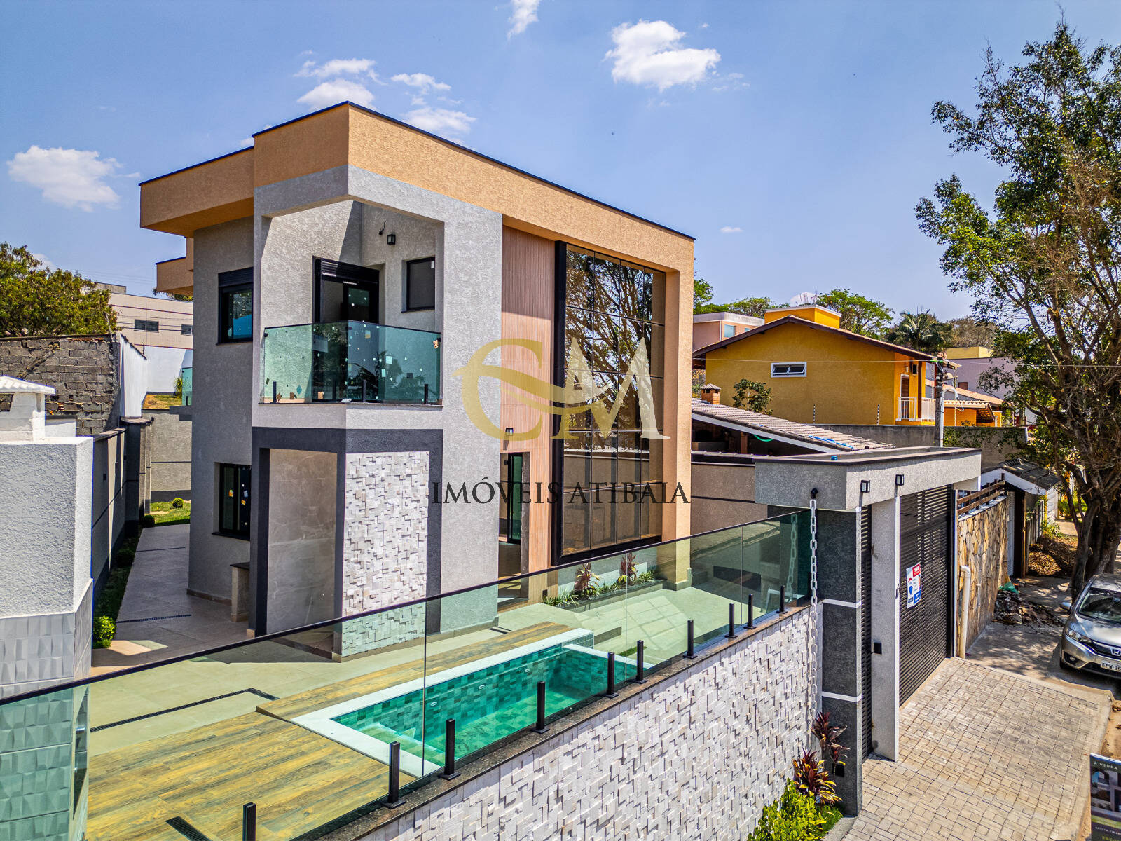 Casa, 3 quartos, 253 m² - Foto 1