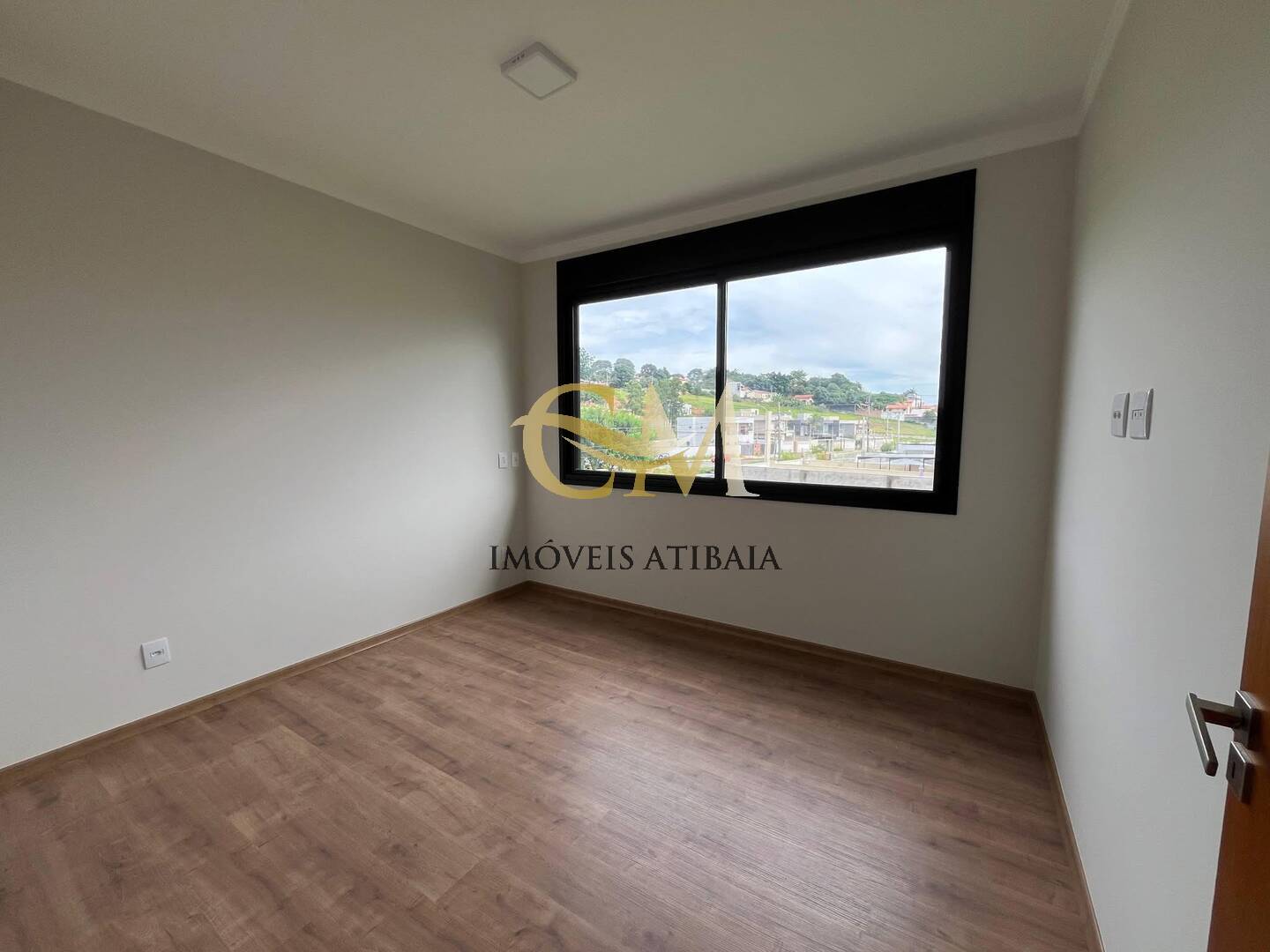 Casa à venda com 3 quartos, 250m² - Foto 14