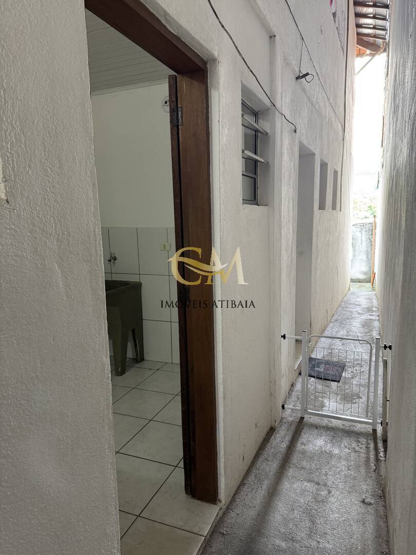 Casa para alugar com 1 quarto, 49m² - Foto 6