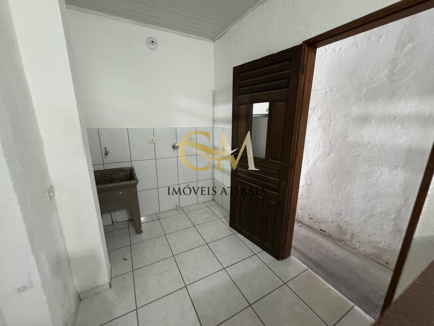 Casa para alugar com 1 quarto, 49m² - Foto 8