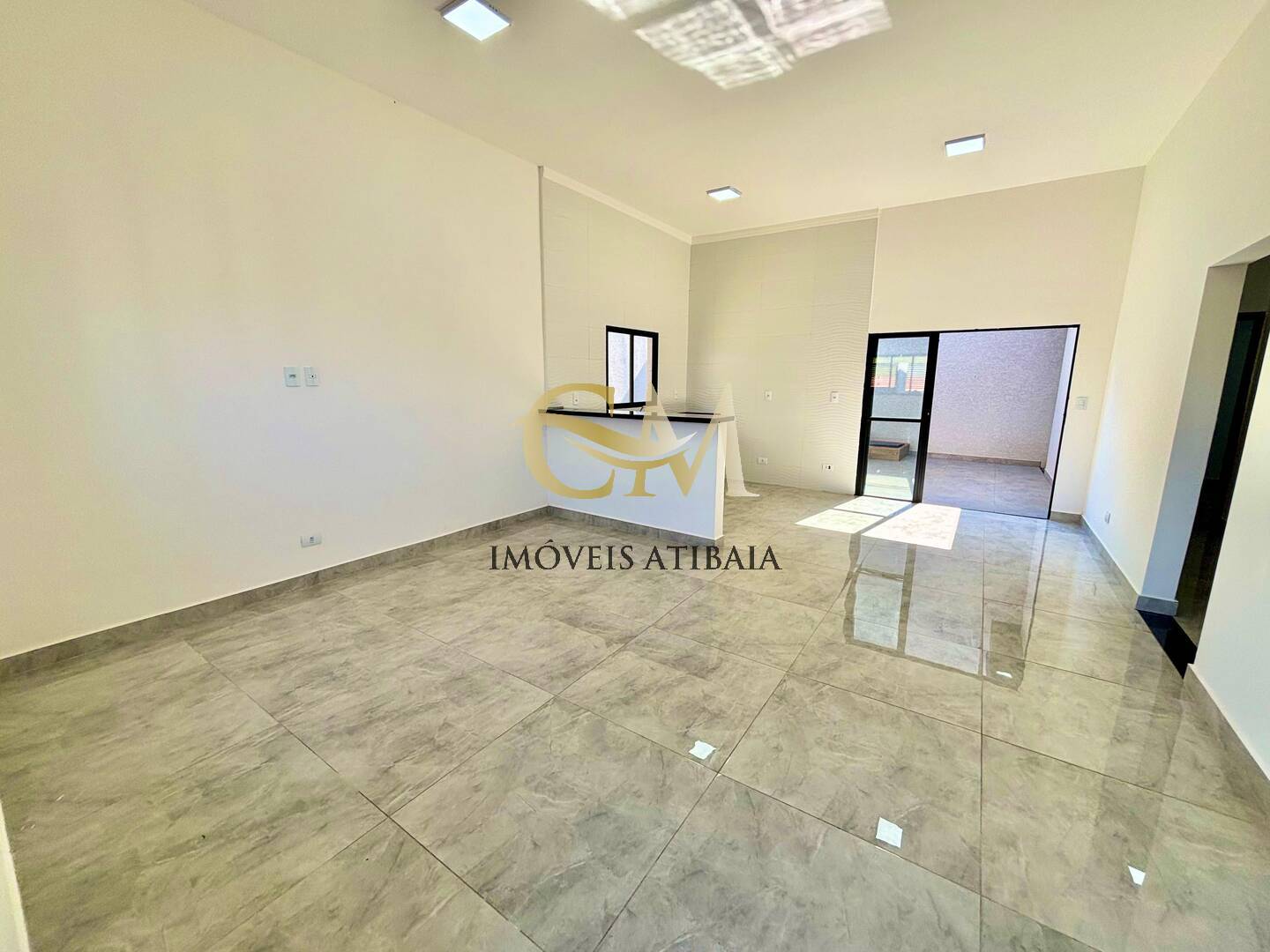 Casa à venda com 3 quartos, 217m² - Foto 7