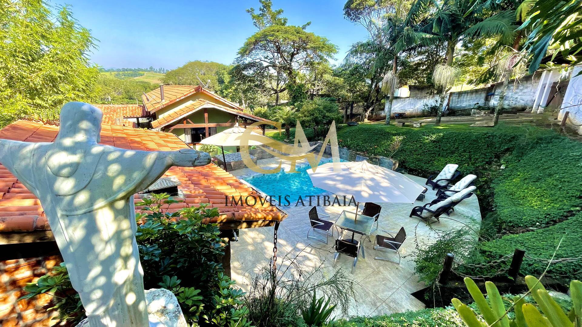 Casa à venda com 3 quartos, 851m² - Foto 1