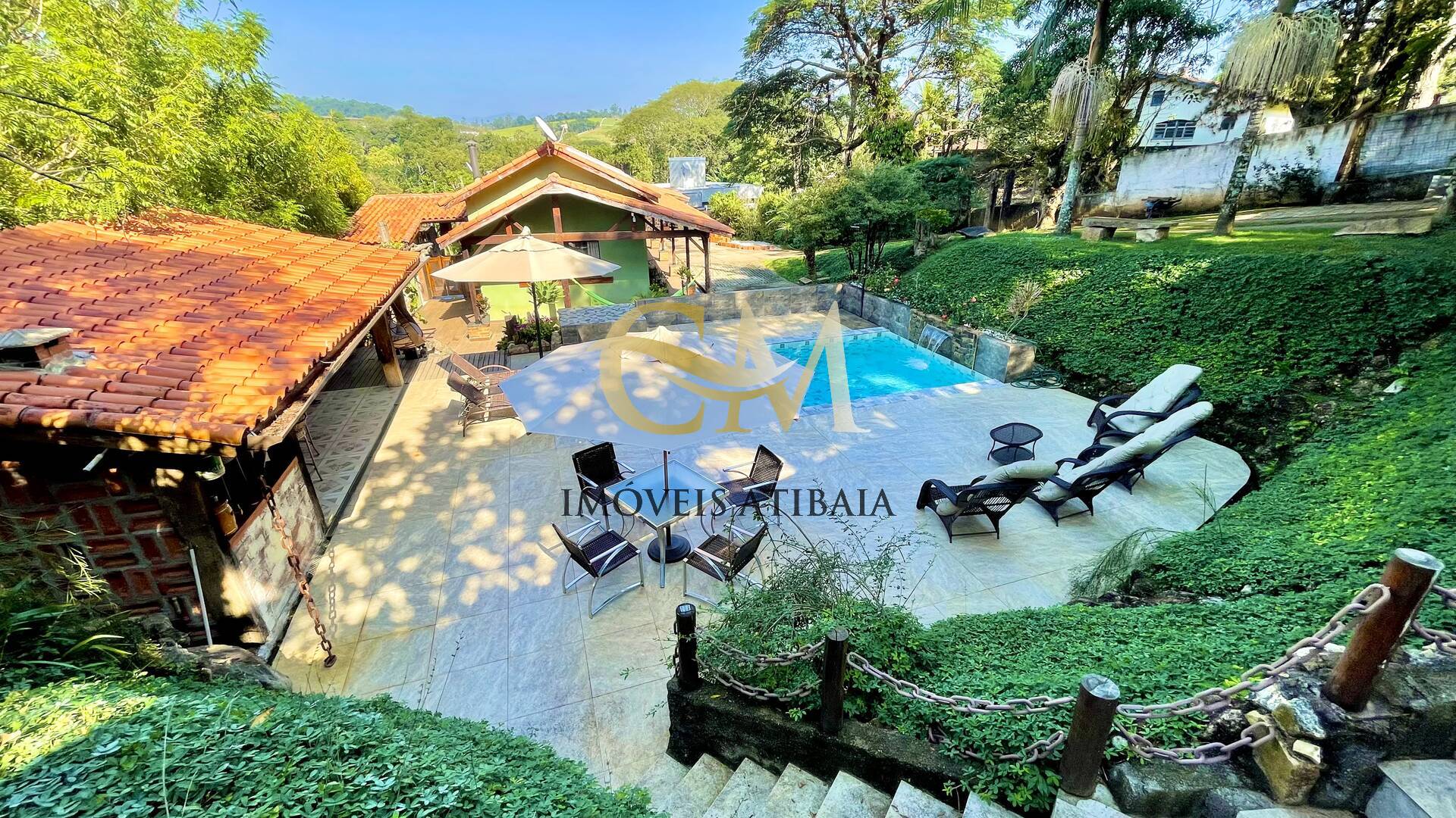 Casa à venda com 3 quartos, 851m² - Foto 2