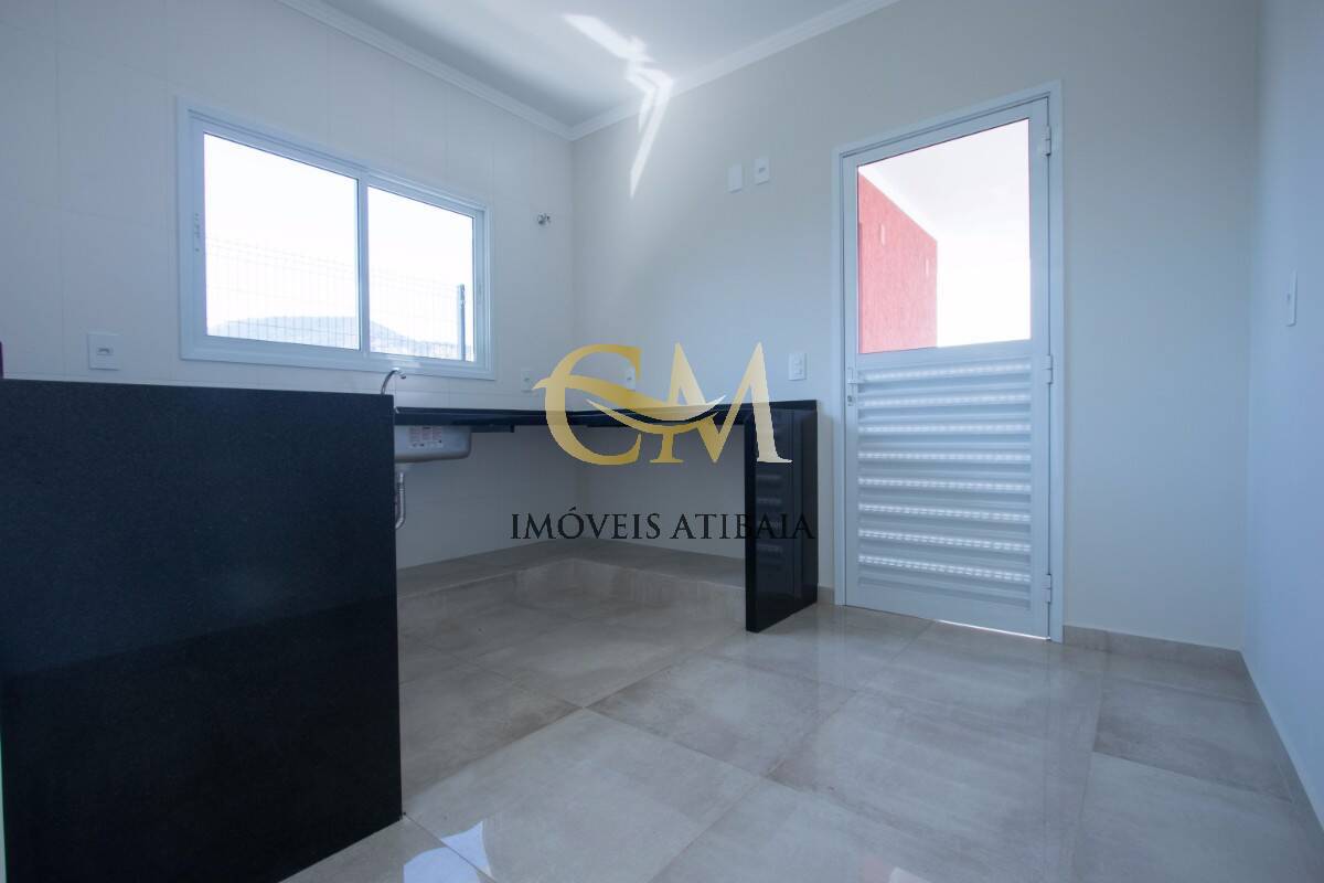 Casa à venda com 3 quartos, 250m² - Foto 9