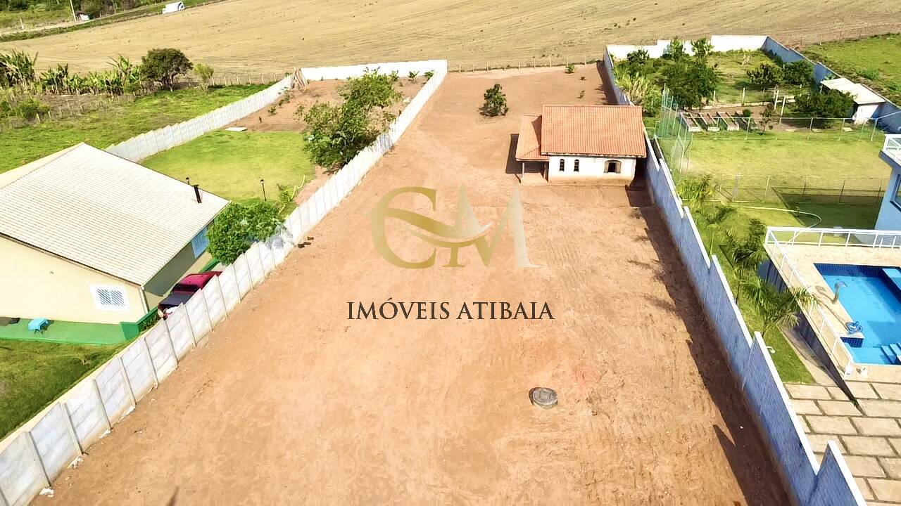 Casa, 2 quartos, 2600 m² - Foto 1