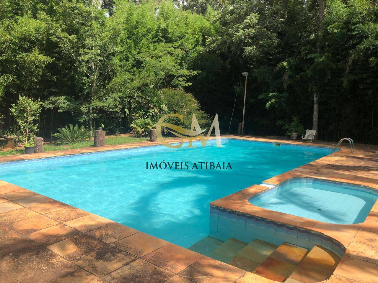 Casa, 4 quartos, 250 m² - Foto 1