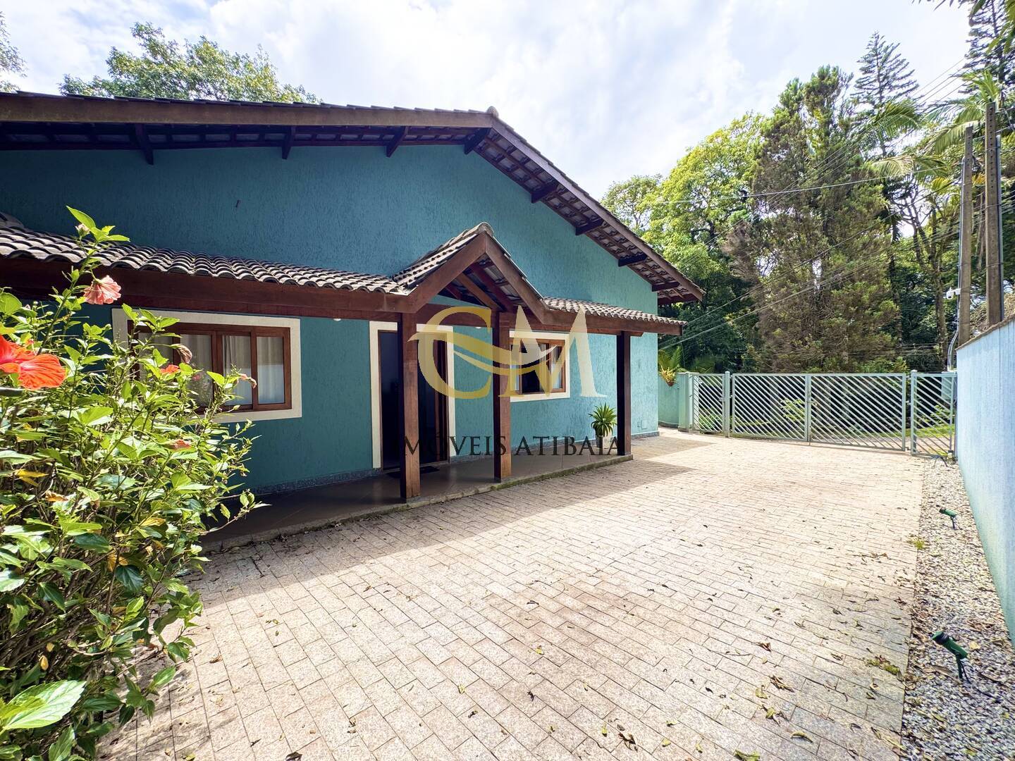 Casa, 3 quartos, 1184 m² - Foto 1