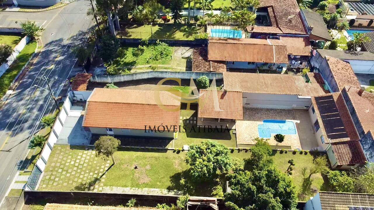 Casa, 4 quartos, 1000 m² - Foto 1